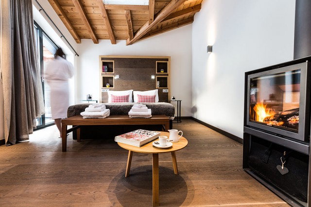 Chalet Dalmore, luxury contemporary chalet, Chamonix | Amazon Creek