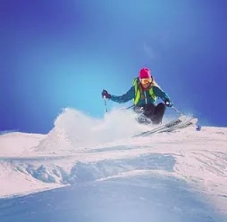 Rachel Kerr - Ski Instruction Logo